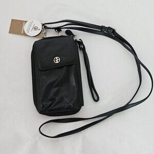GIANI BERNINI Softy Leather Tech Crossbody Wallet
